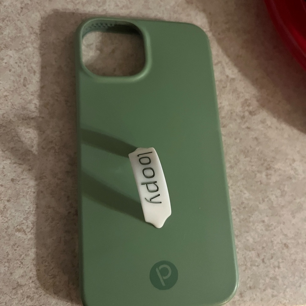 Sage loopy case iPhone 13 6.1” screen